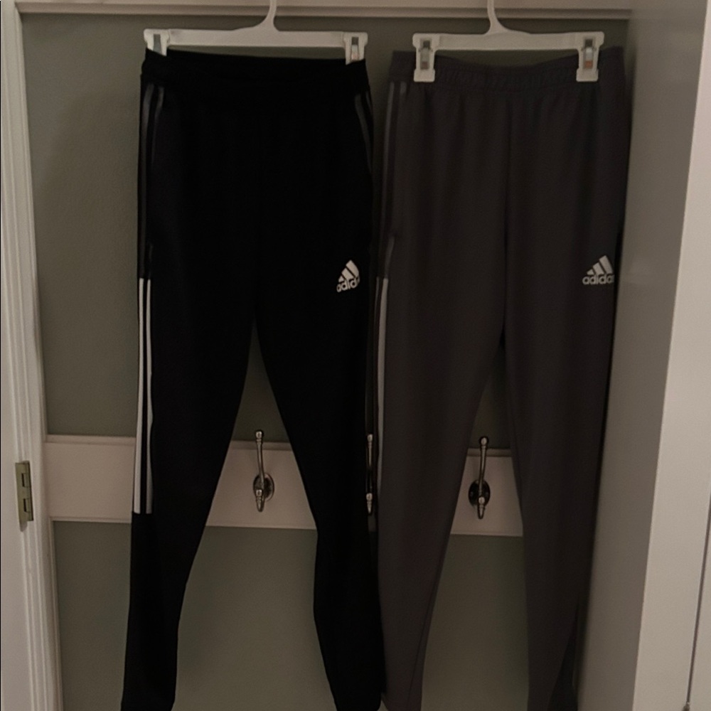 Mens Adidas  3 Stripe Tricot Very Tapered Jogger Bottoms- Black and Gray